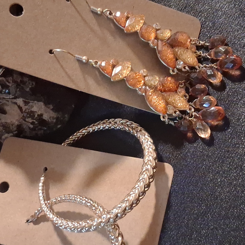 Elegant Woven Pattern Solid Hoops and Gold Drop Crystal Women's Earrings